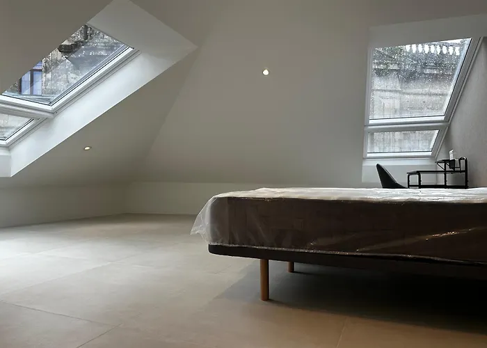 Lujo Casco Historico San Giacomo di Compostella